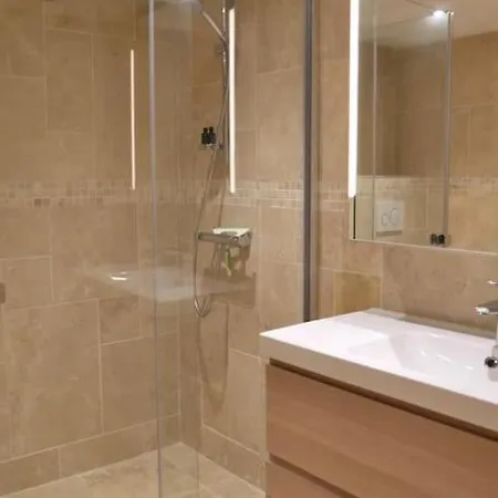 D'exception A 500 M De La