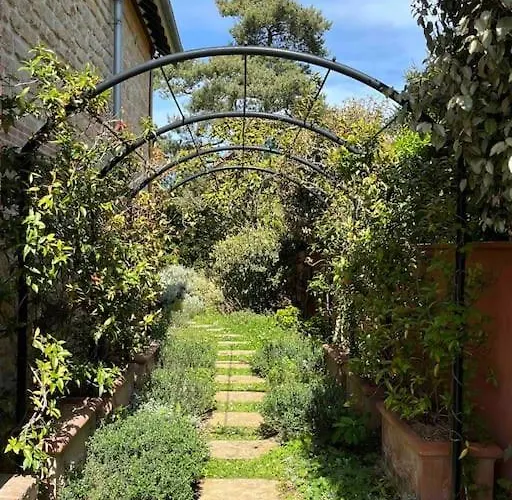 D'exception A 500 M De La וילה *