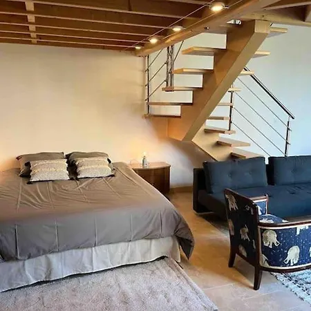 D'exception A 500 M De La Вилла Мервиль-Франсвиль