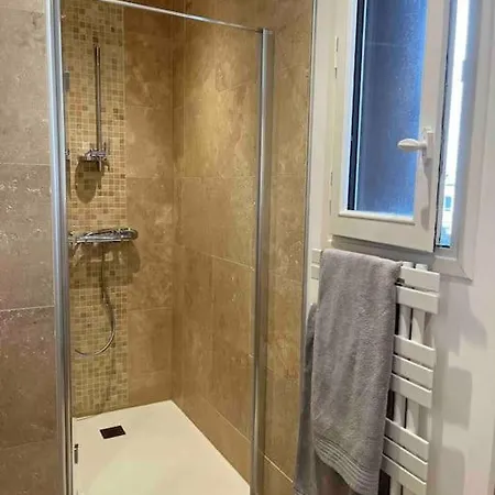 D'exception A 500 M De La * Мервиль-Франсвиль