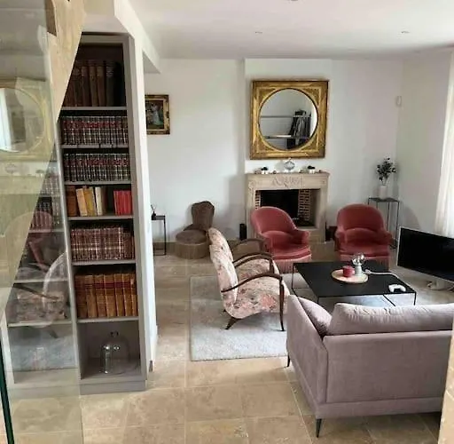 Willa D'exception A 500 M De La *