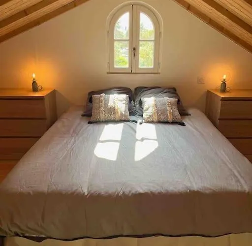 Willa D'exception A 500 M De La